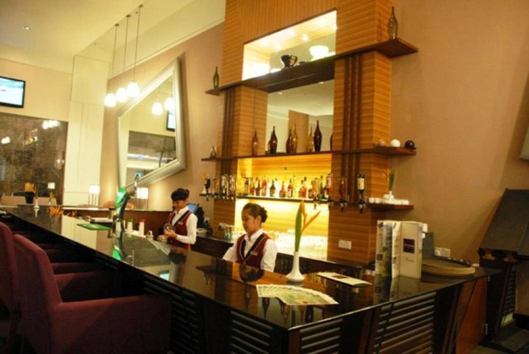 Nilai Springs Resort Hotel Exterior photo