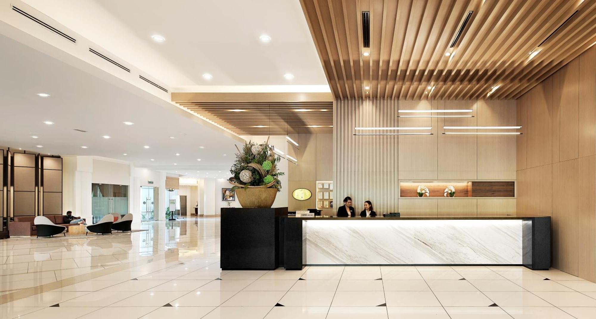 Nilai Springs Resort Hotel Exterior photo