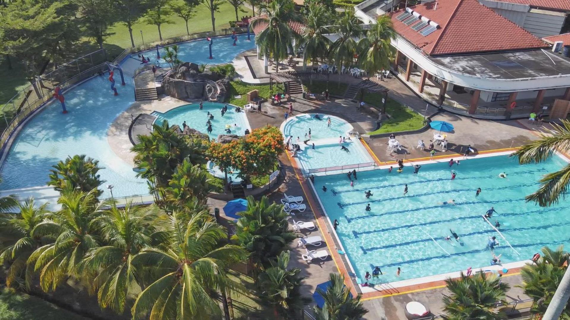 Nilai Springs Resort Hotel Exterior photo