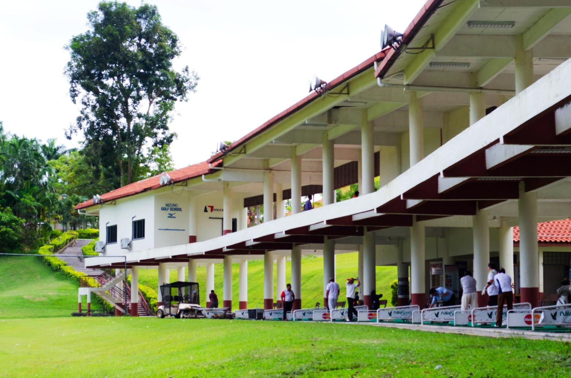 Nilai Springs Resort Hotel Exterior photo
