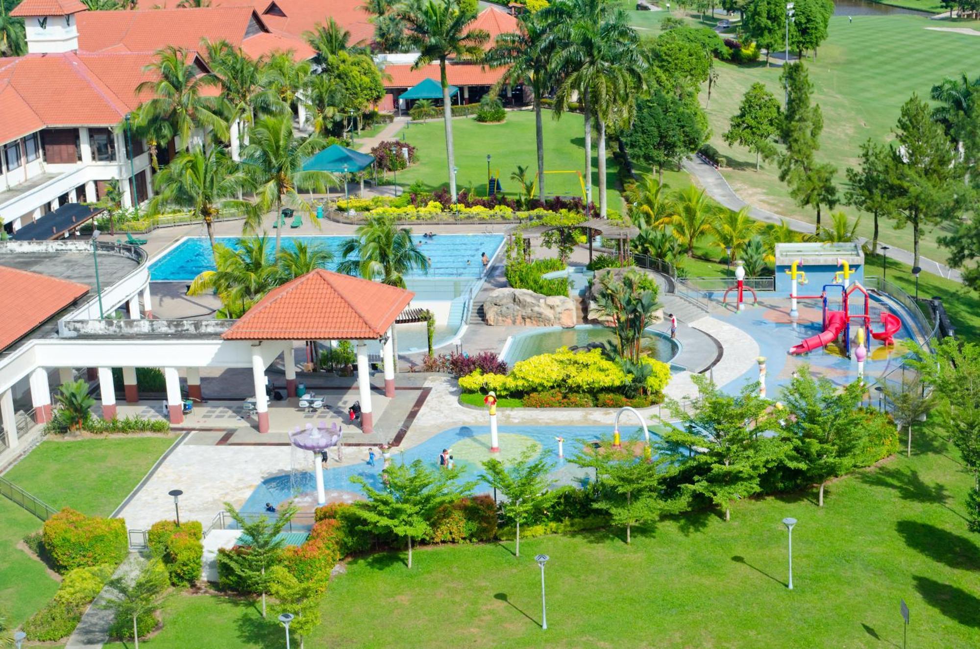 Nilai Springs Resort Hotel Exterior photo